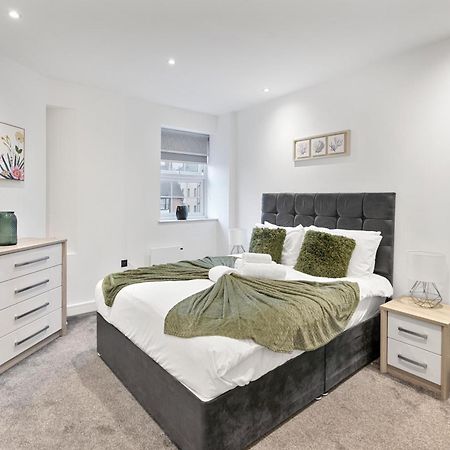 לונדון Bright And Spacious Apartment - Excellent Location מראה חיצוני תמונה