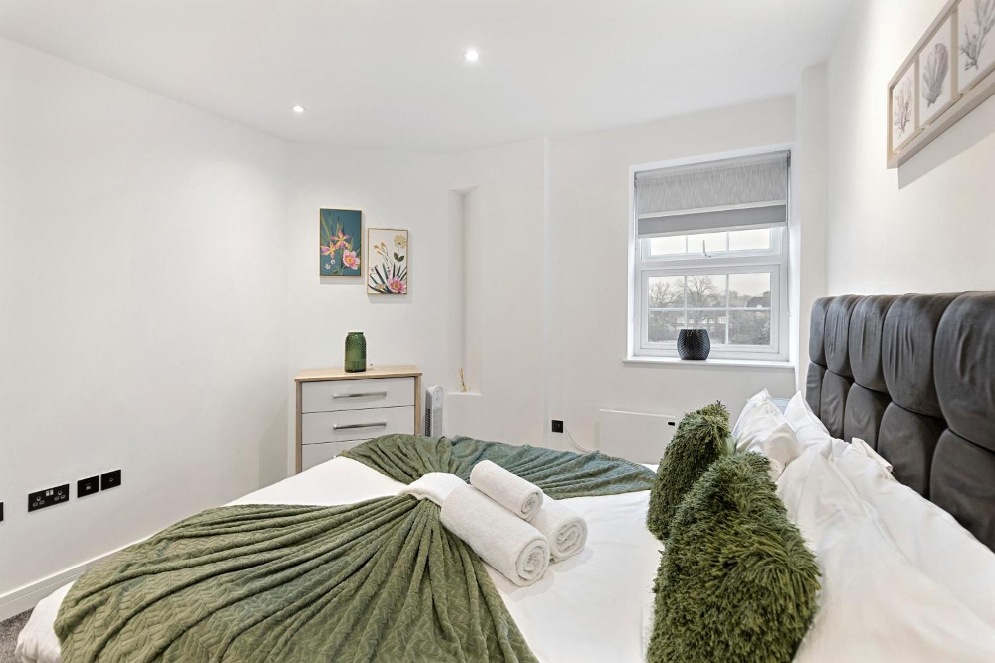 לונדון Bright And Spacious Apartment - Excellent Location מראה חיצוני תמונה