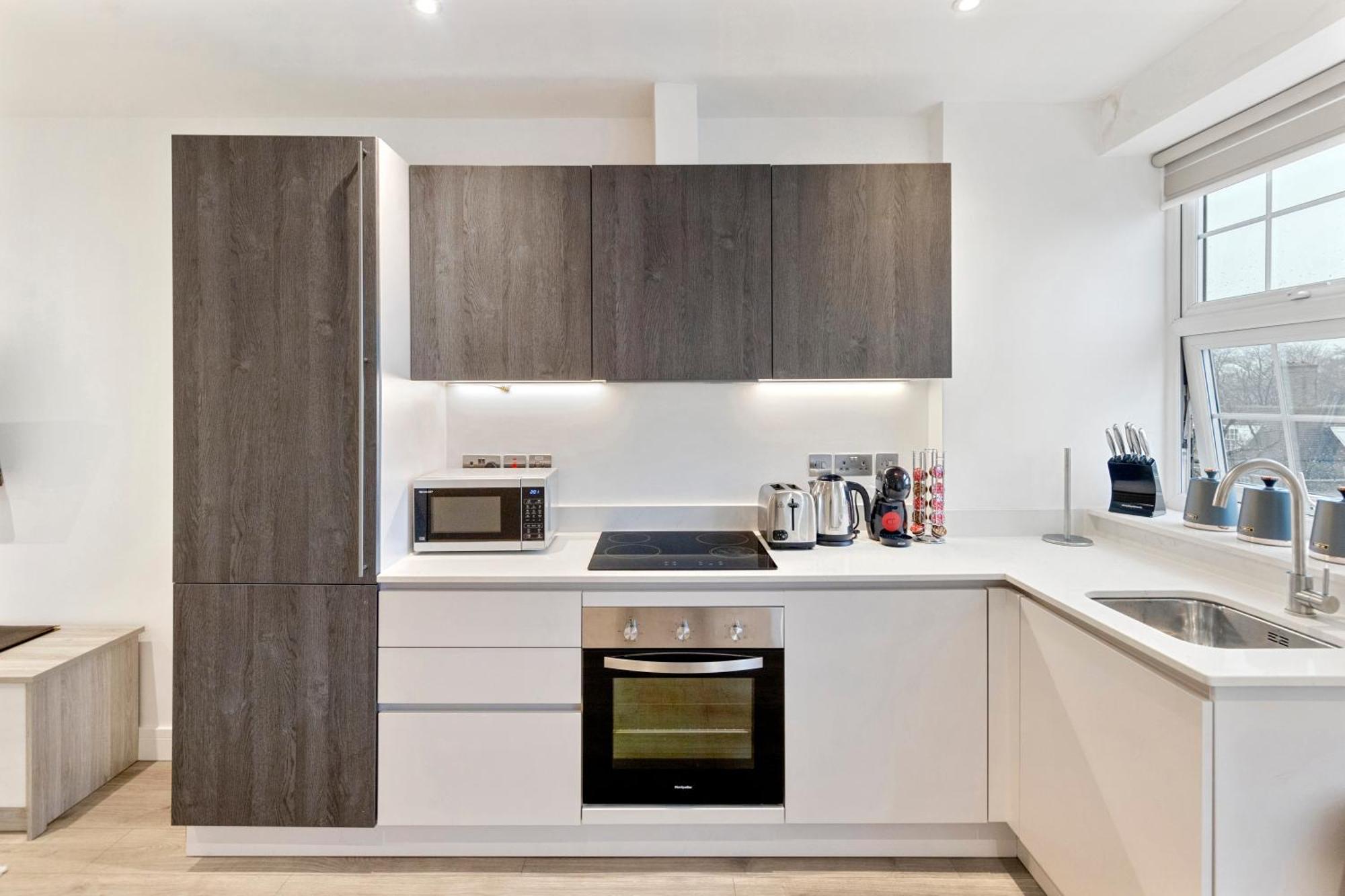 לונדון Bright And Spacious Apartment - Excellent Location מראה חיצוני תמונה